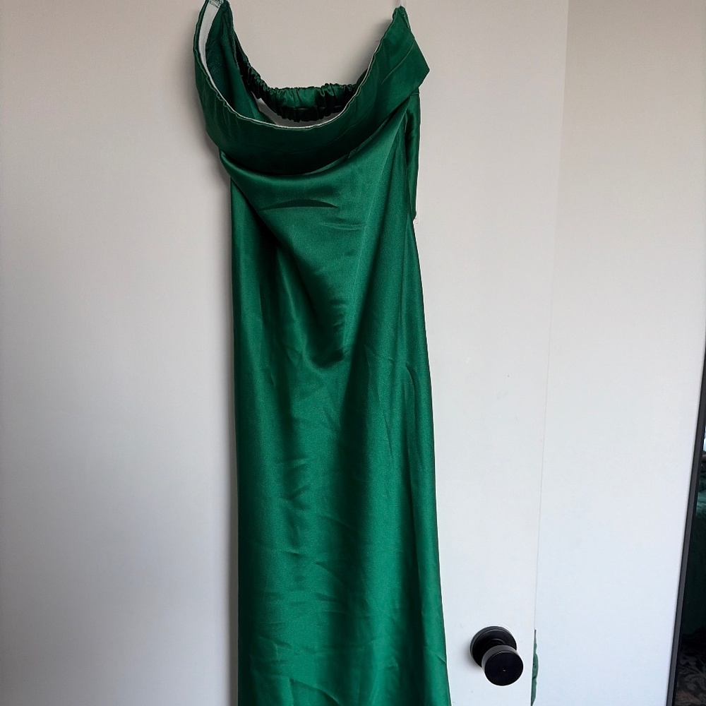NWT Alice Elle Women’s Strapless Green Dress